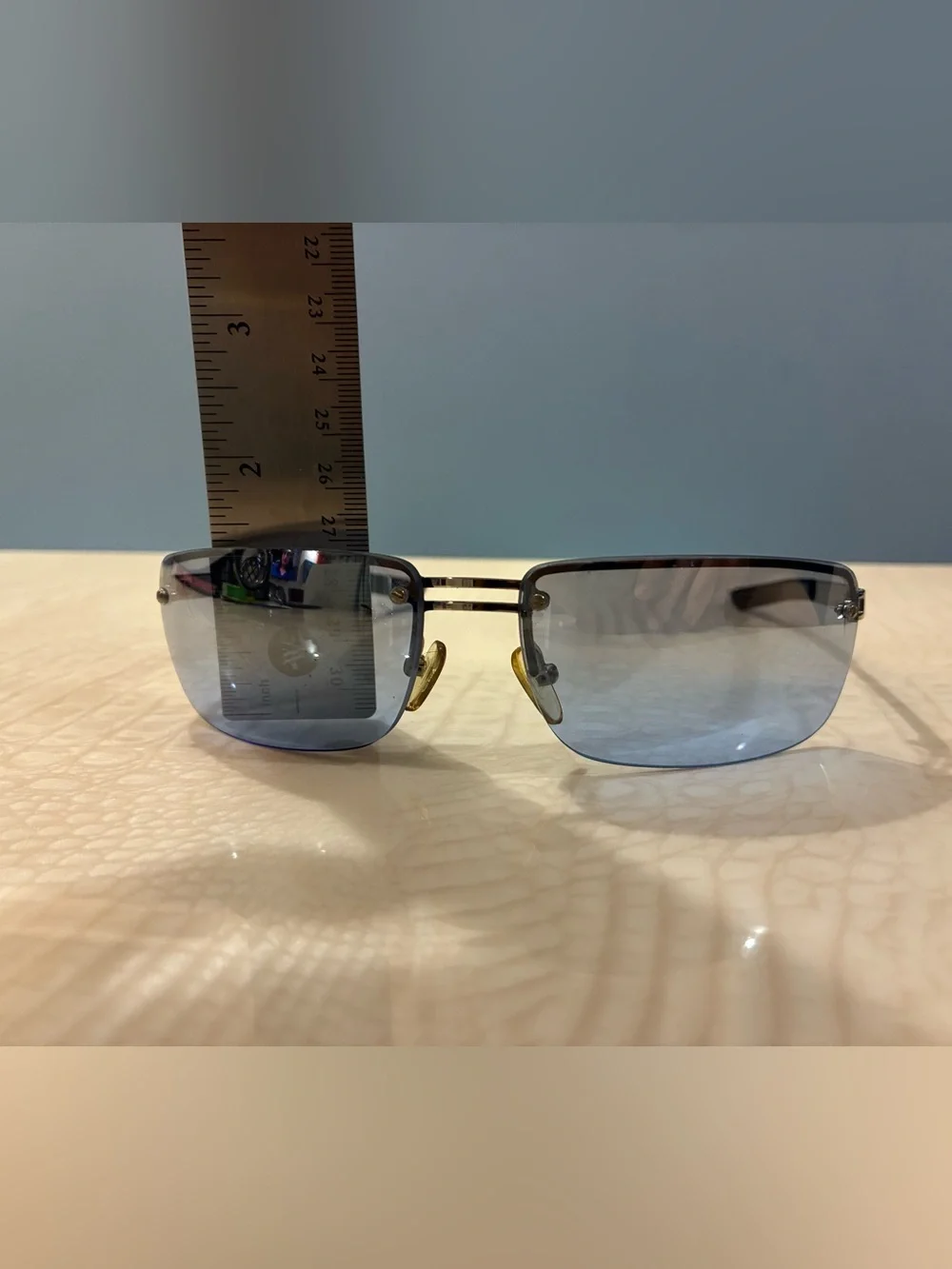 Burberry Men's Blue Gradient Rimless Sunglasses